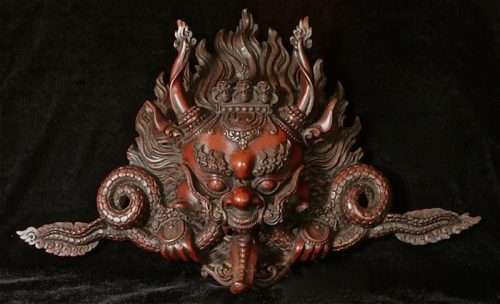 Chepphu mask hanging Resin  24cm - Image 4