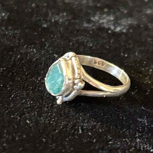 SILVER EMERALD Ring