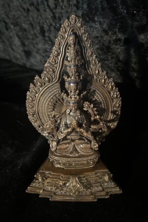 1000 armed Avalokitesvara statue seated 14cm